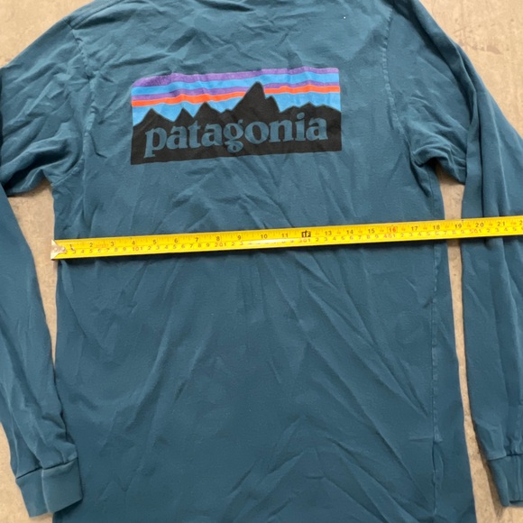 Patagonia Blue Long Sleeve Tee - Picture 3 of 5